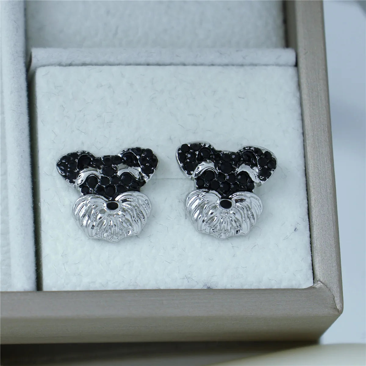 2Pcs/Set Cute Black Crystal Schnauzer Pendant Necklace and Earrings